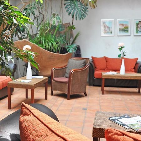 The Originals City, Hotel La Reine Jeanne, Orthez Ngoại thất bức ảnh