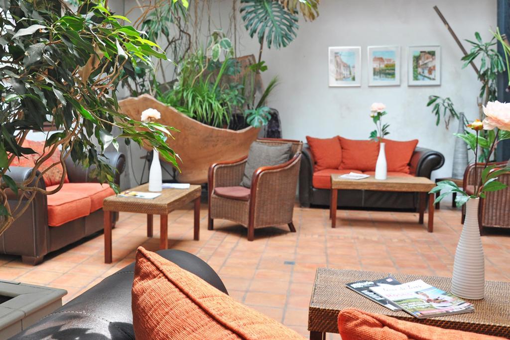 The Originals City, Hotel La Reine Jeanne, Orthez Ngoại thất bức ảnh