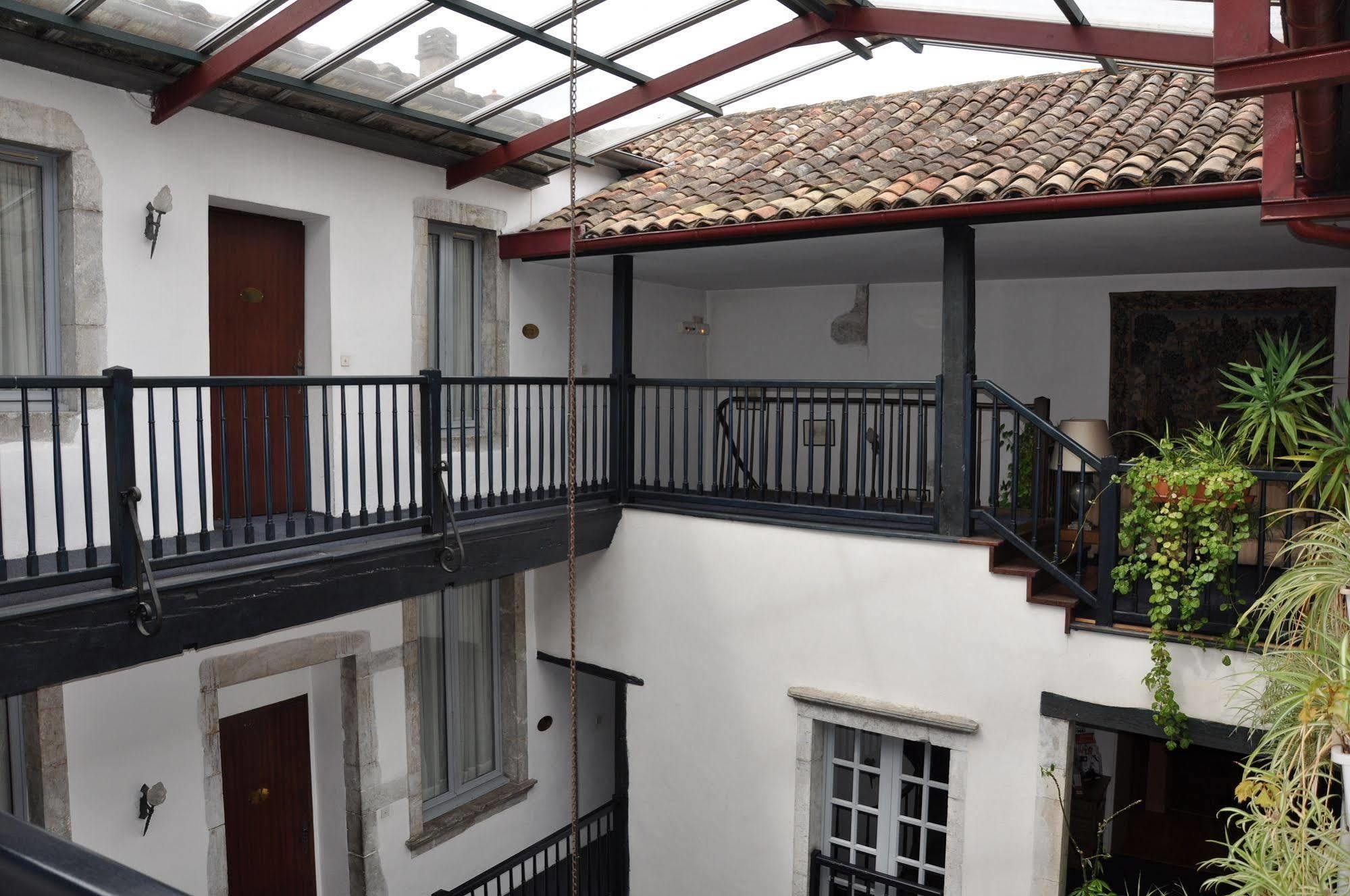 The Originals City, Hotel La Reine Jeanne, Orthez Ngoại thất bức ảnh