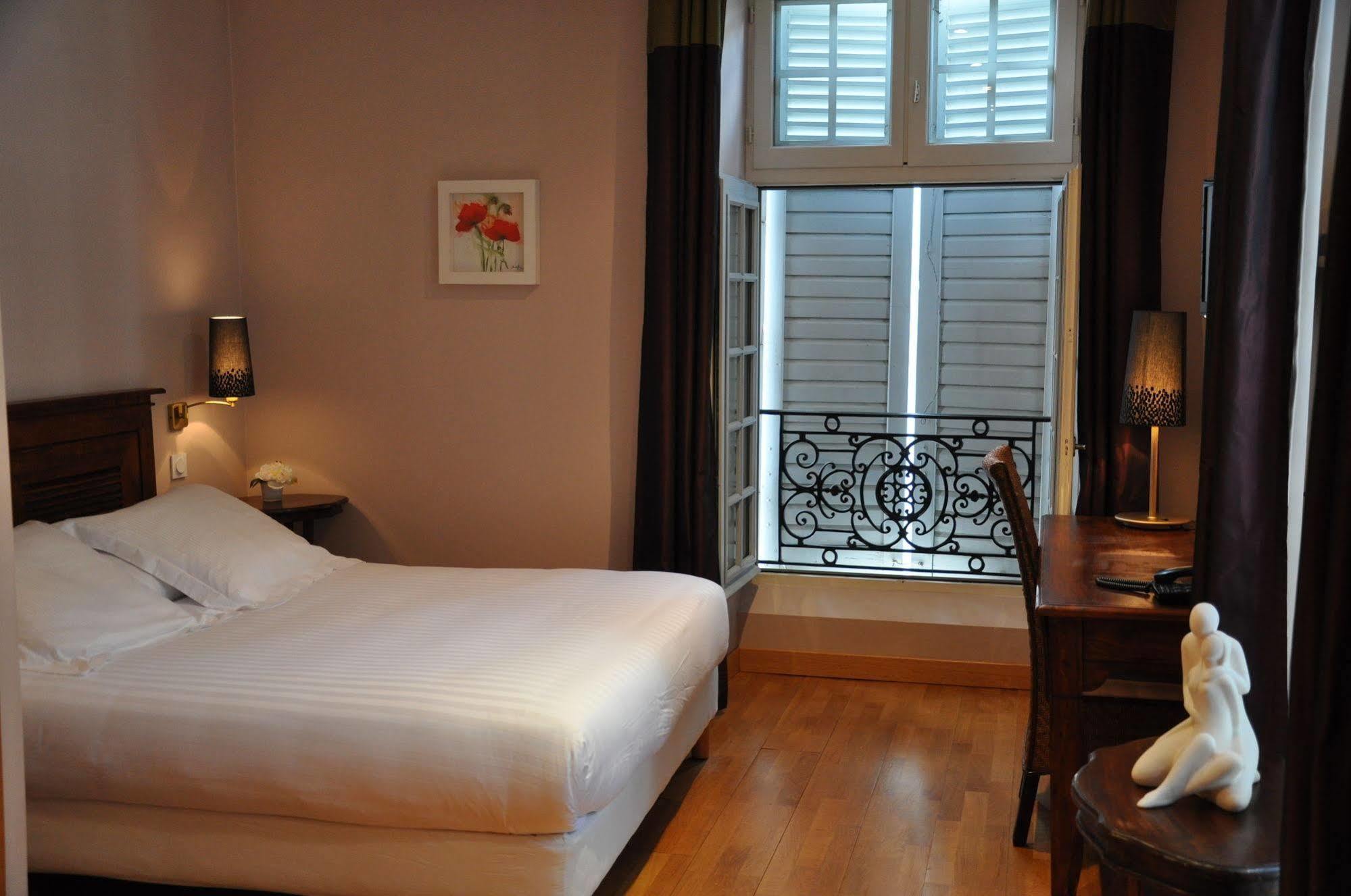 The Originals City, Hotel La Reine Jeanne, Orthez Ngoại thất bức ảnh