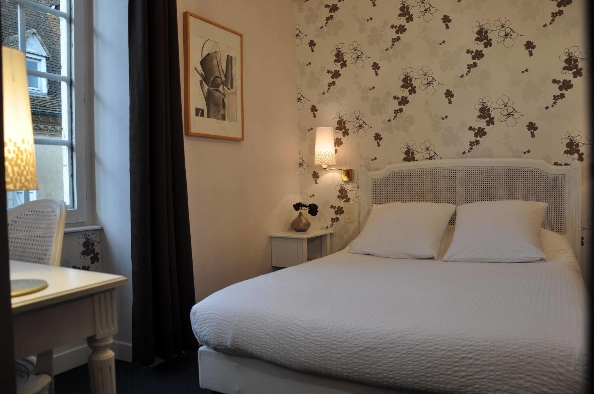 The Originals City, Hotel La Reine Jeanne, Orthez Ngoại thất bức ảnh