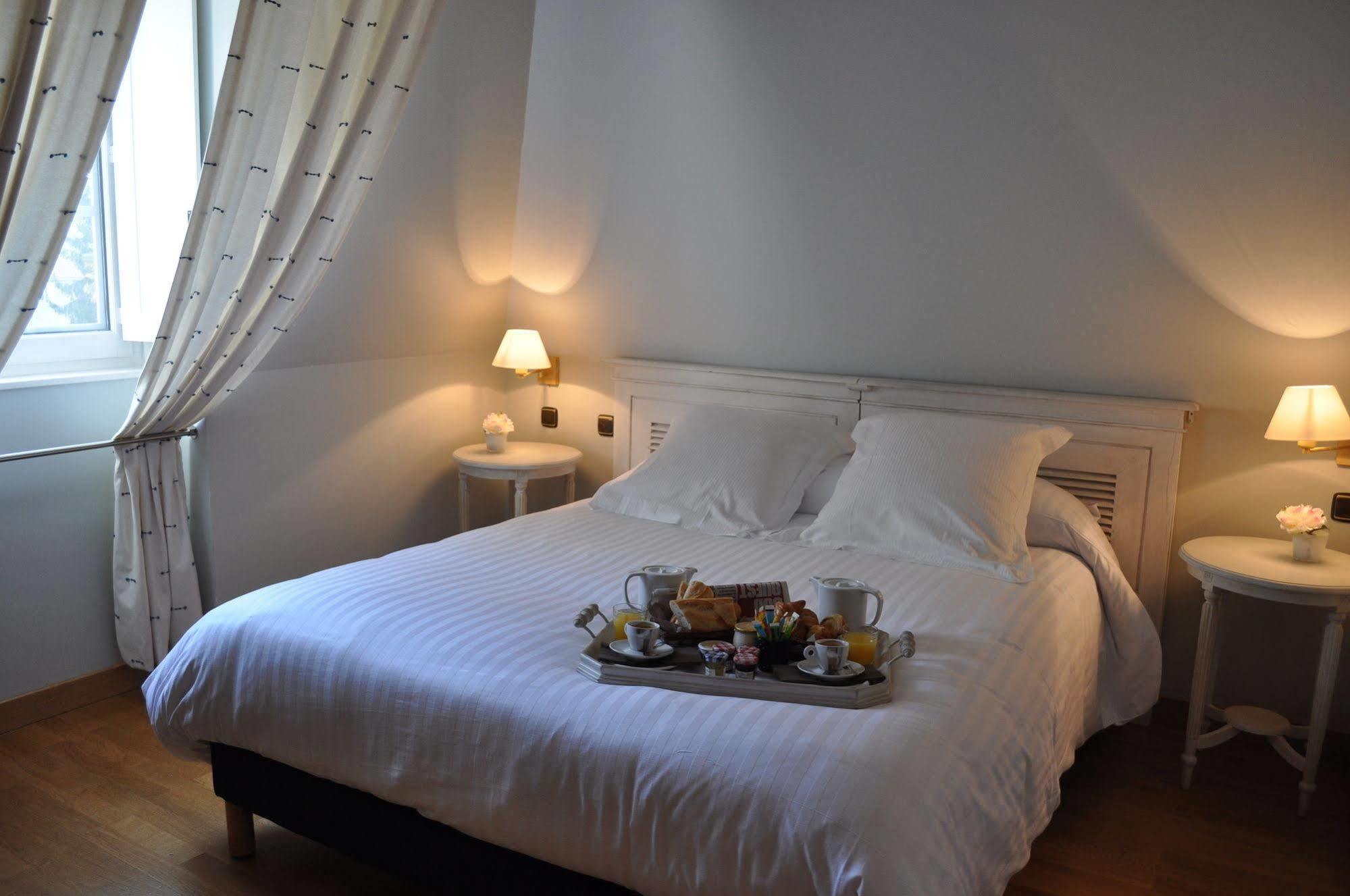 The Originals City, Hotel La Reine Jeanne, Orthez Ngoại thất bức ảnh